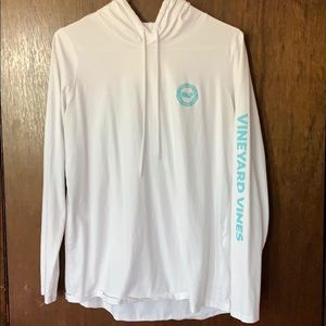 vineyard vines long sleeve tee